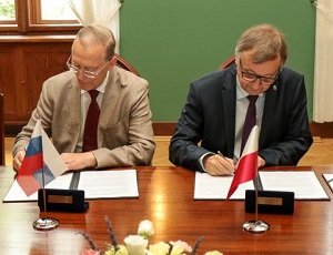 JU signs an agreement with the Joint Institute for Nuclear Research