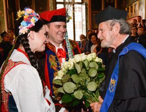 Tad Taube becomes an honorary doctor of the Jagiellonian University