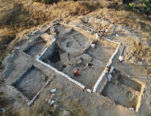 JU archaeologists continue their project in Israel